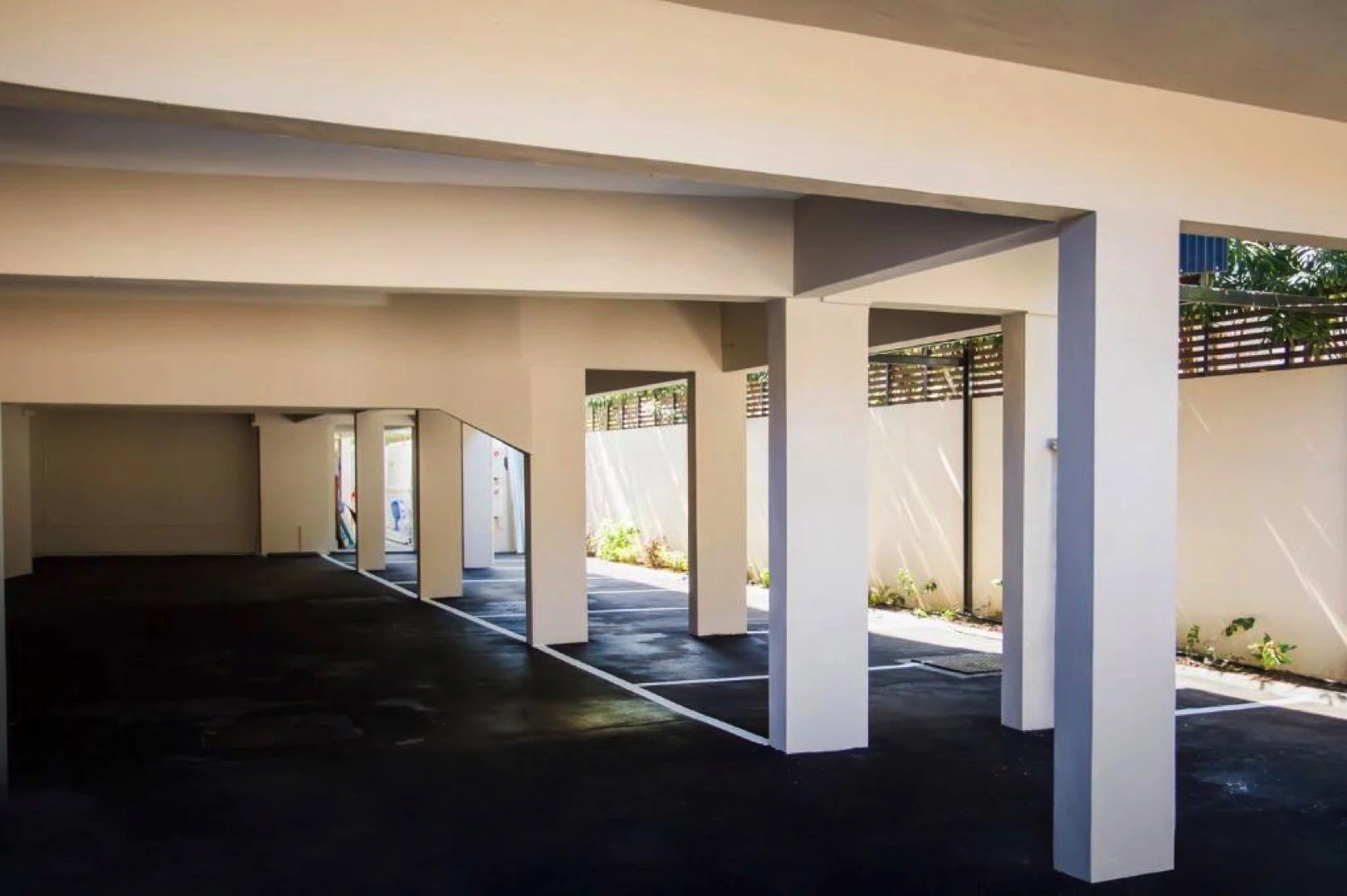 Parking for guests of Residence Potosi